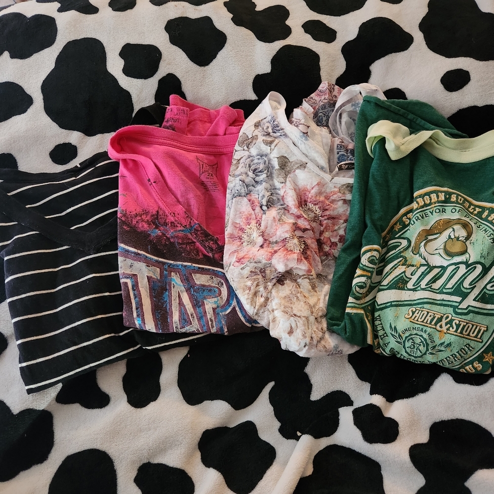 WOMENS SIZE 1X NWT LOT OF TOPS